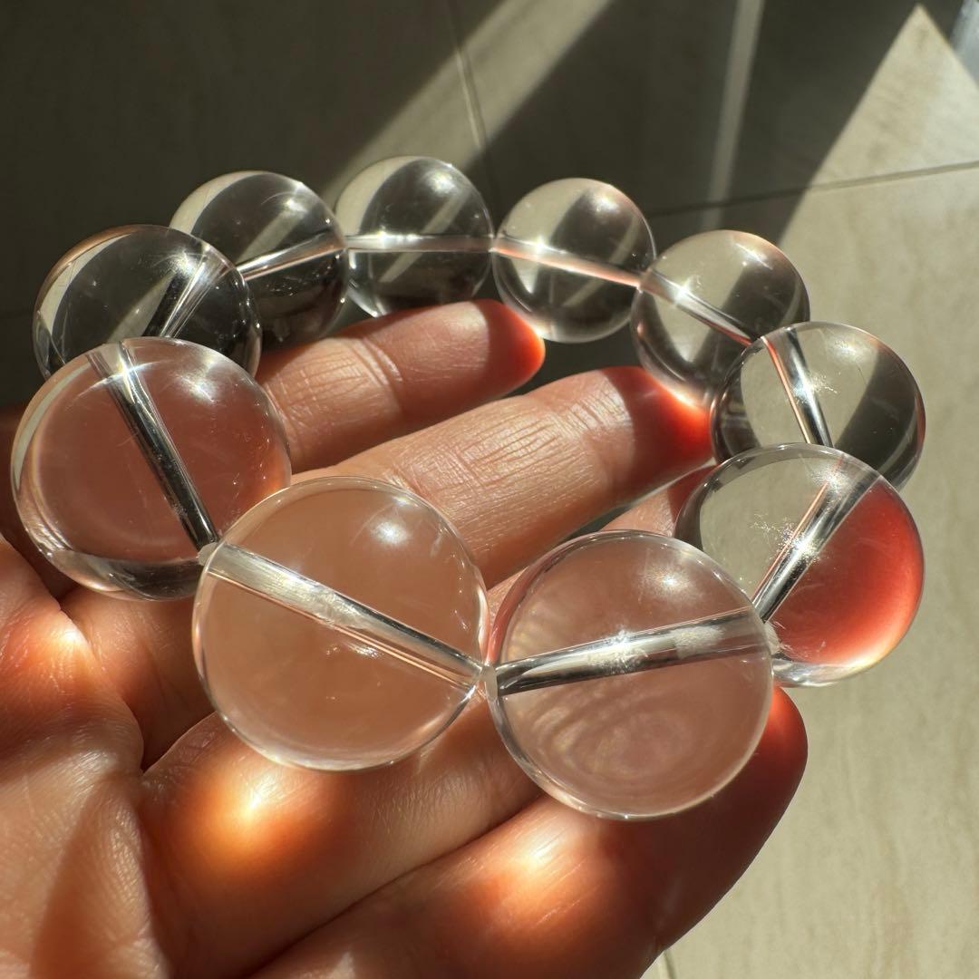 最高級　天然水晶　２０ｍｍ　ブレスレット　スフィア台座にも　特大水晶