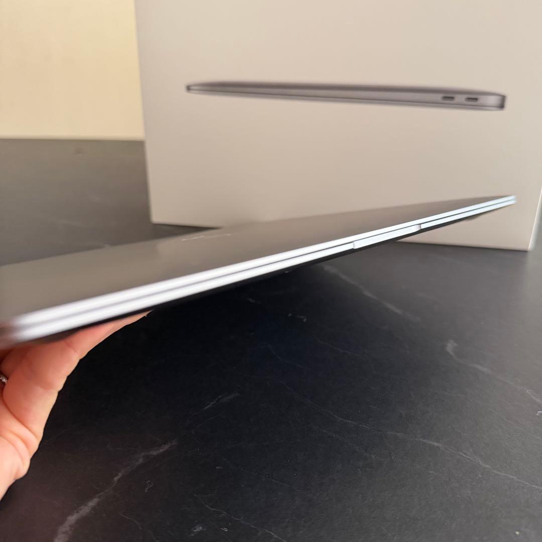 美品　M1 MacBookAir 8GB 256GB MacBook 13インチ