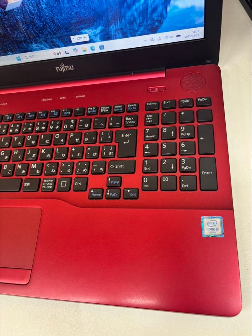 536美品✨人気のレッド✨FUJITSU Corei3 高速SSD Win11
