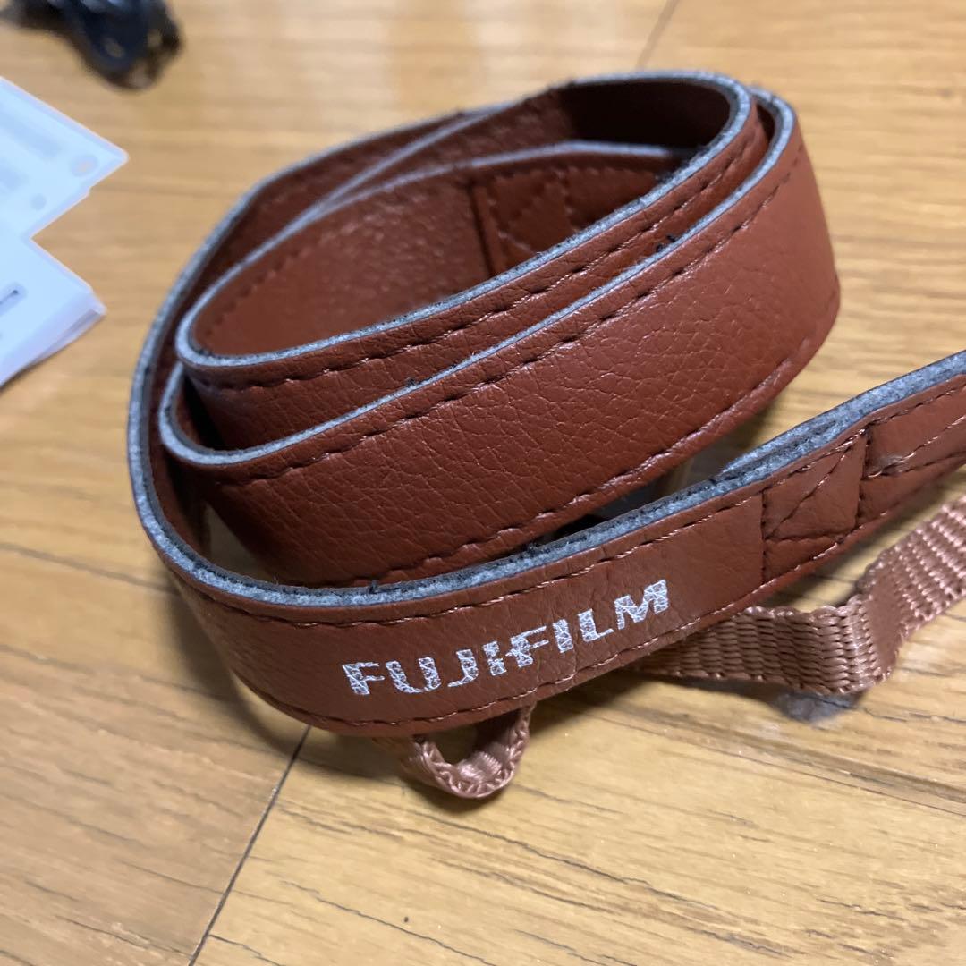 Fujifilm X-A7 富士フィルム　レンズ、箱等付き 値下げ不可