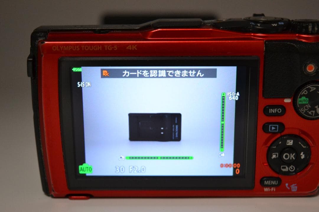 オリンパス　OLYMPUS TOUGH TG-5 4K 防水カメラ