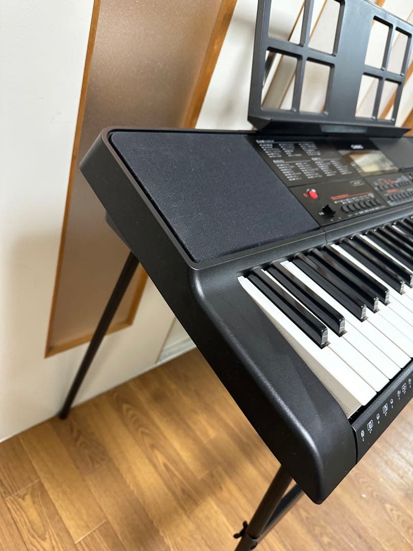 美品CASIO デジタル 電子キーボード CТ-X700 スタンド付き99%