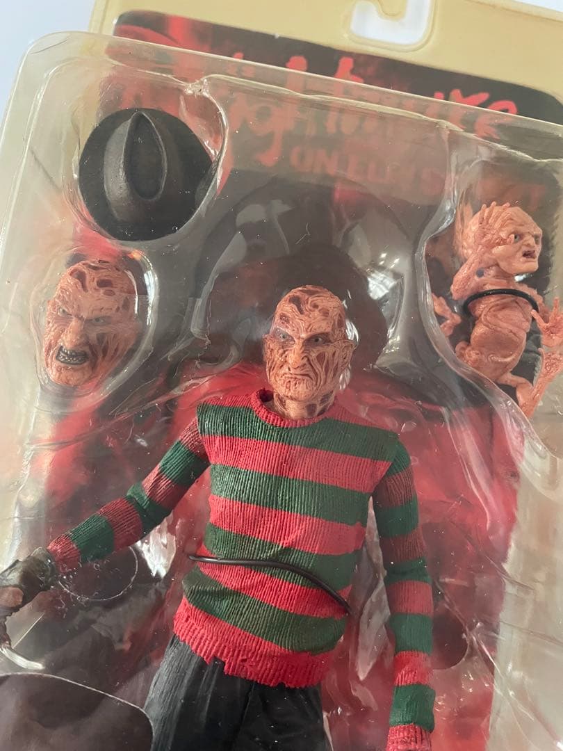 エルム街の悪夢、13日の金曜日フィギュア2体