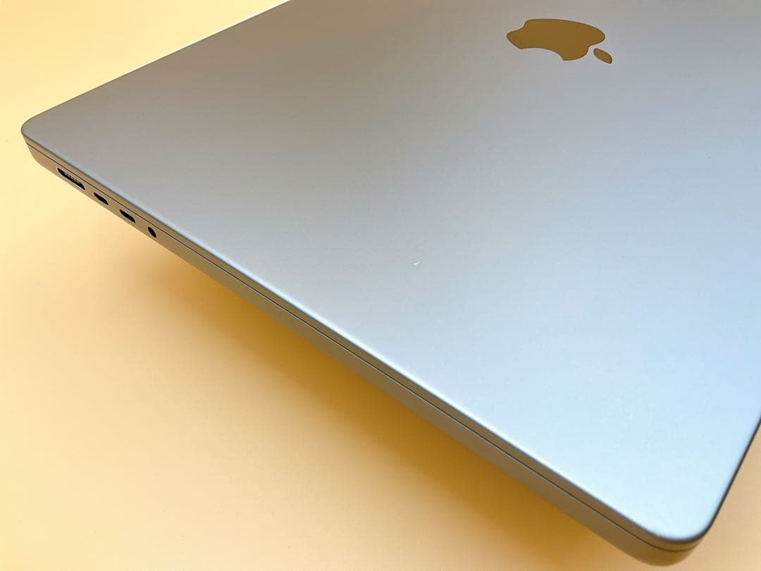 Macbook Pro 2021 16インチ M1 Pro 16GB/500GB