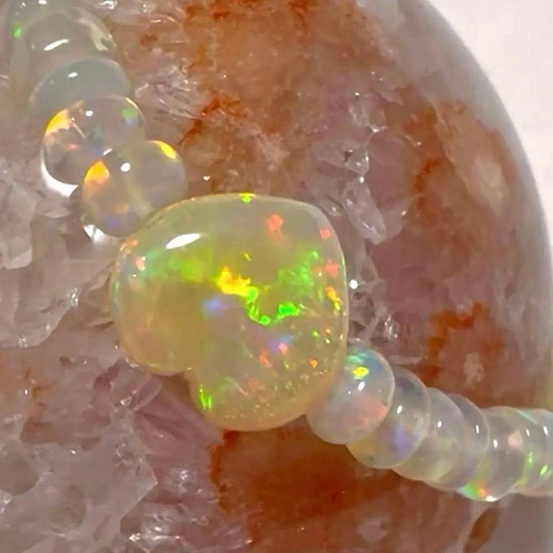 【宝石質】　プレシャスオパール　ハートカット　ブレスレット　激レア