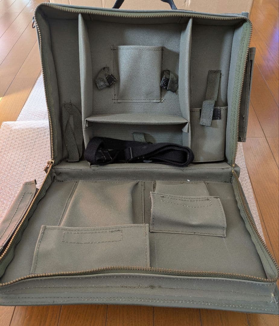 自衛隊 ビンテージ 箱型バッグ
