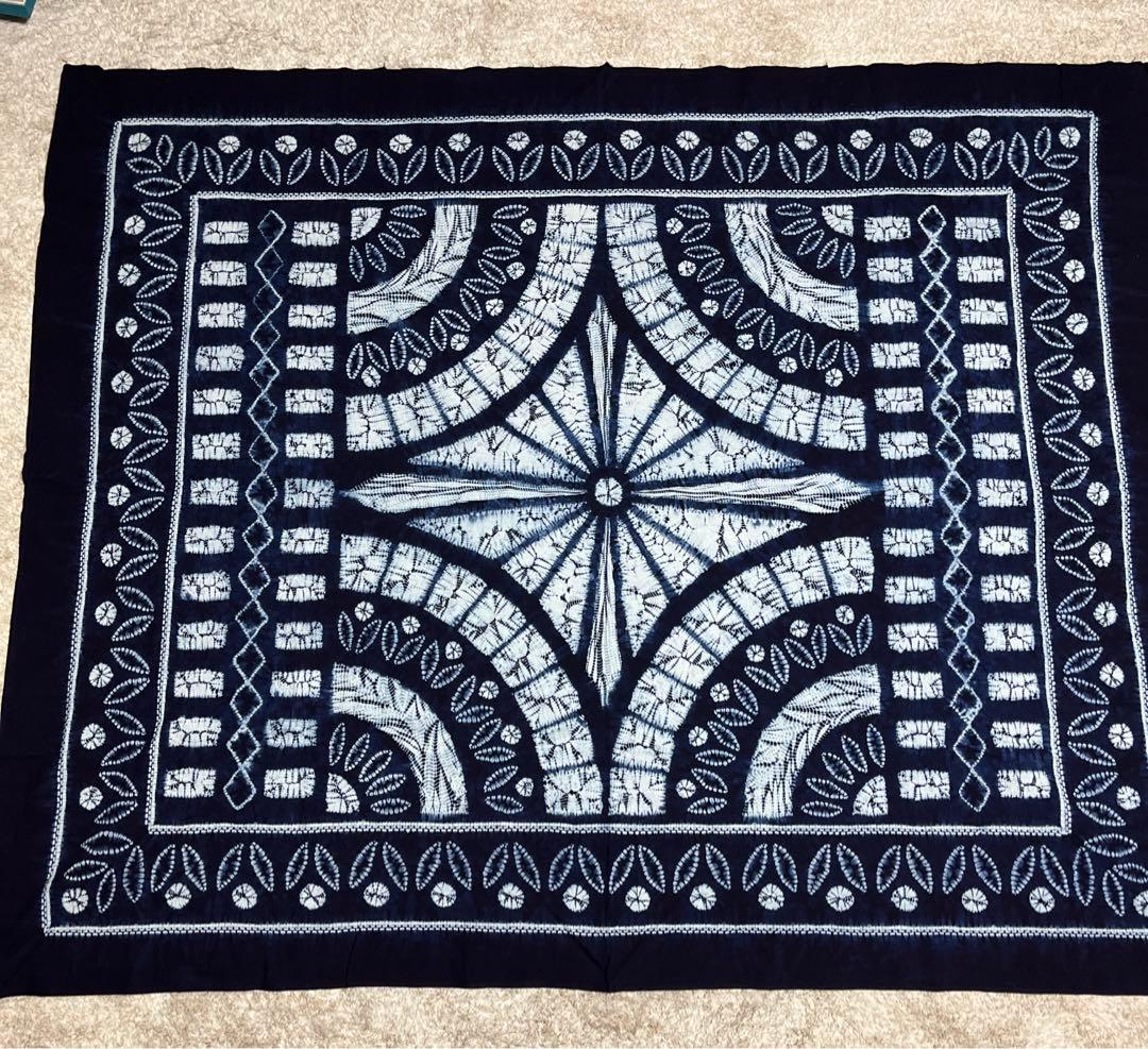 藍染　手絞り　草木染　テーブルクロス　マルチカバー　生地　布　177×143㎝