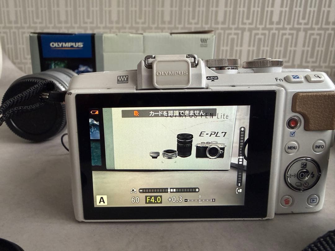 【動作確認済】オリンパス PEN Lite E-PL7 ジャンク レンズキット