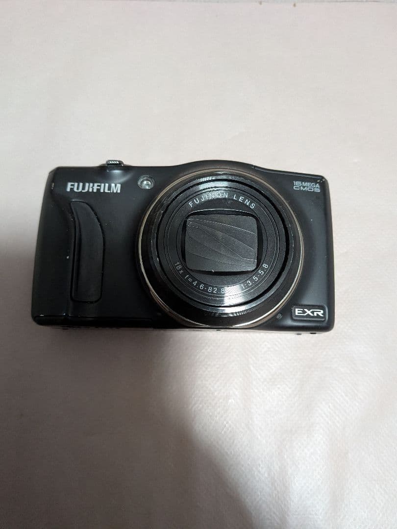 デジタルカメラ FINEPIX F820EXR