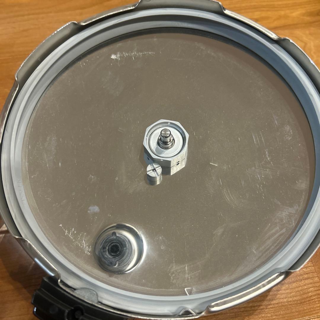 Fissler vitavit 圧力鍋 シルバー　フィスラー 圧力鍋　4.5L