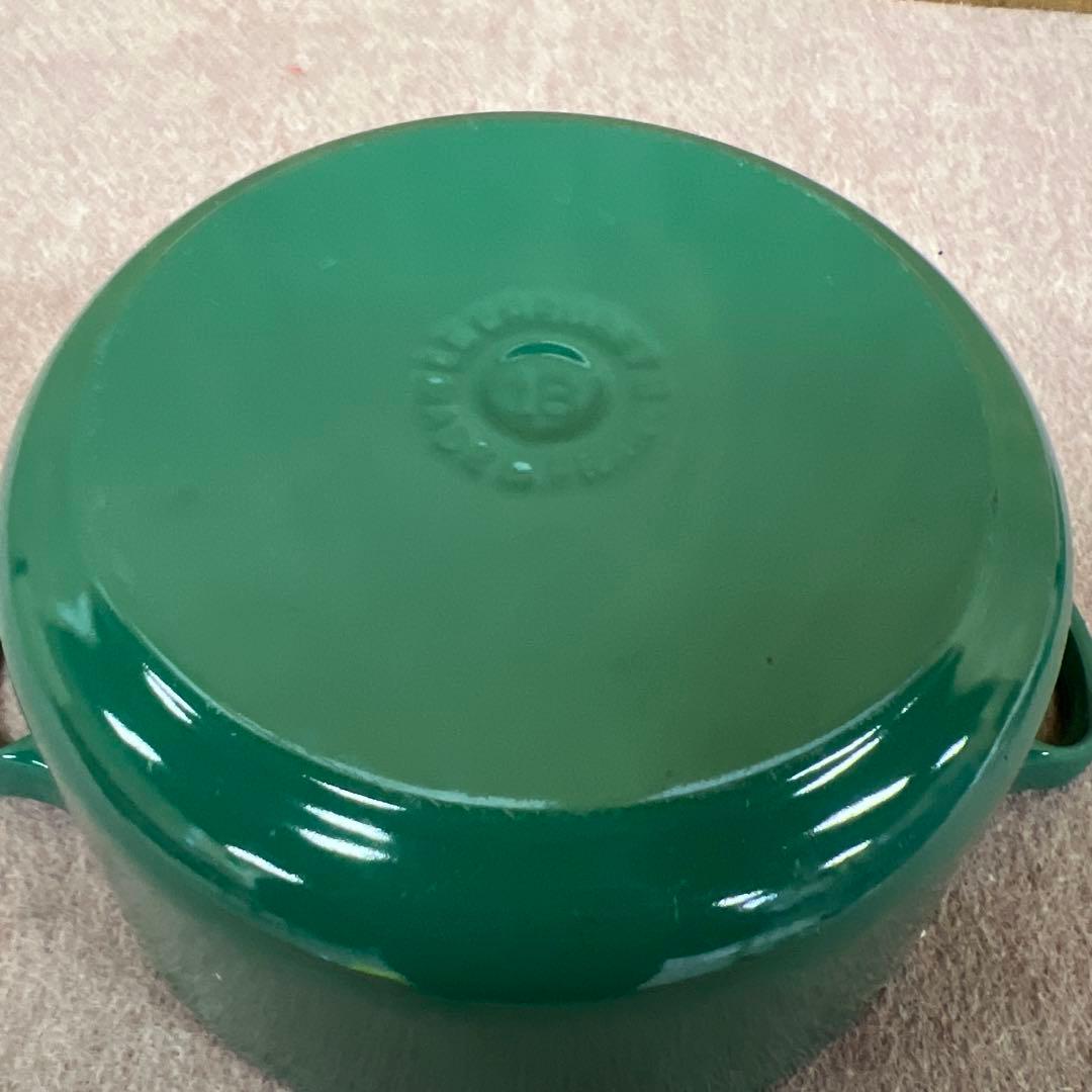 レアカラー　ルクルーゼ　ココットロンド　18cm