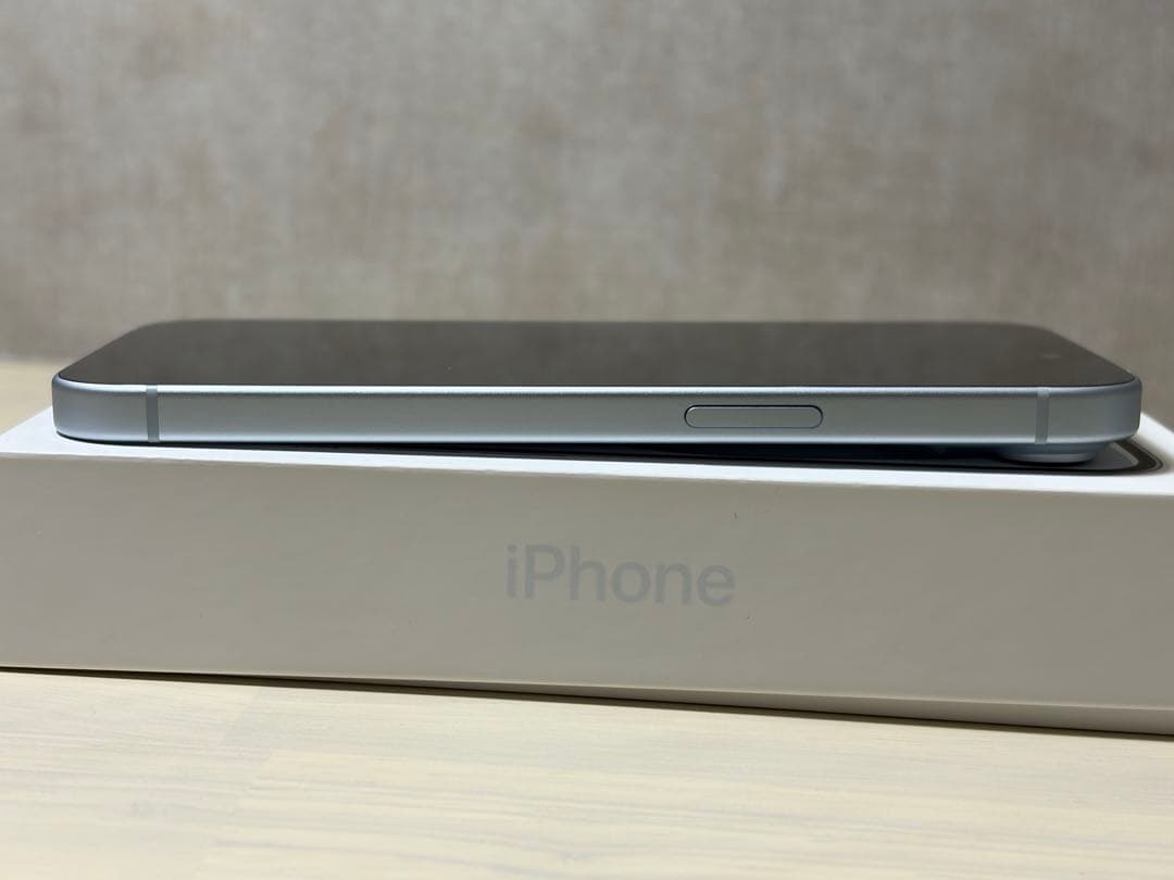 【超美品】iPhone15 ブルー SIMフリー 128GB