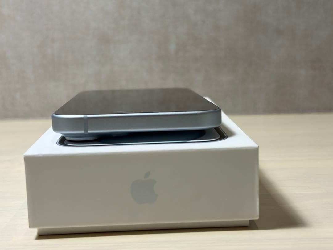 【超美品】iPhone15 ブルー SIMフリー 128GB