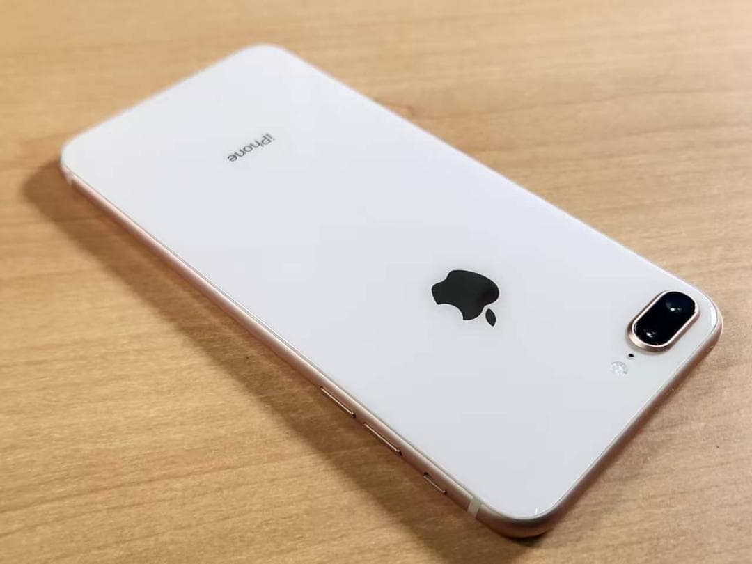 スマートフォン本体 033000H iPhone 8 Plus A1898 64GB