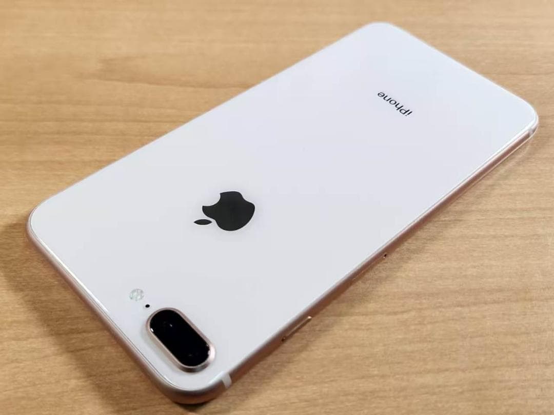 スマートフォン本体 033000H iPhone 8 Plus A1898 64GB