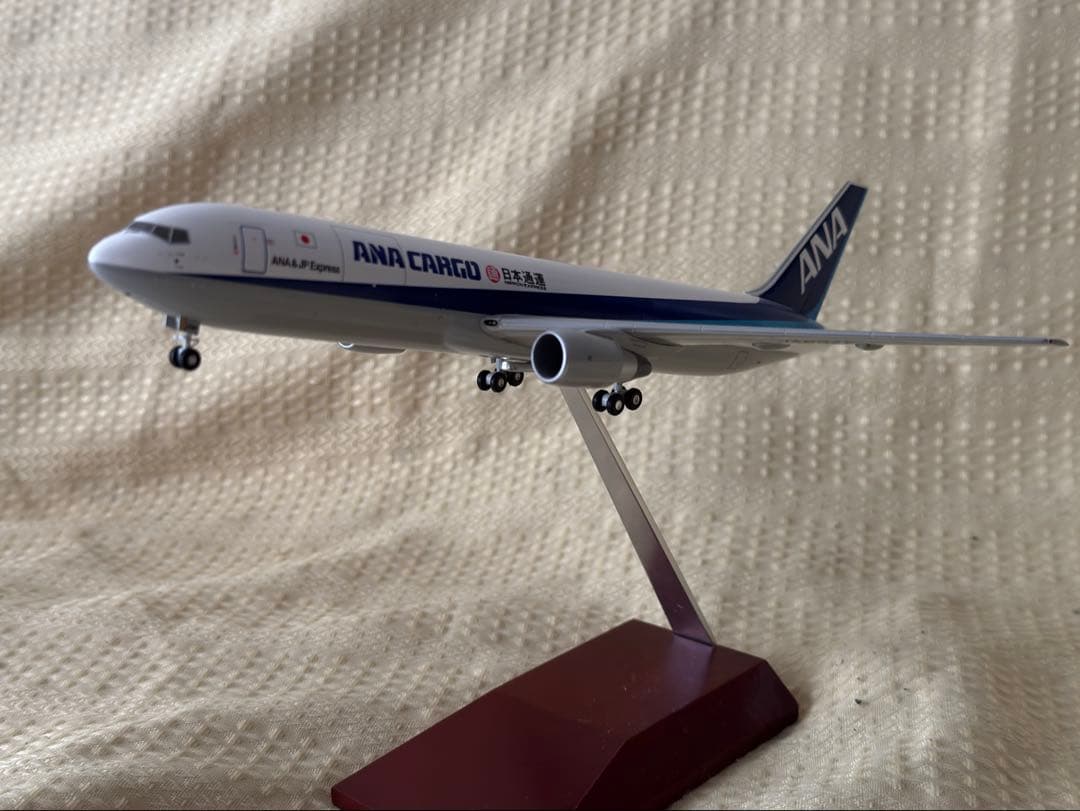 レア　全日空商事 B767-300F 1/200 JA604F NH20036