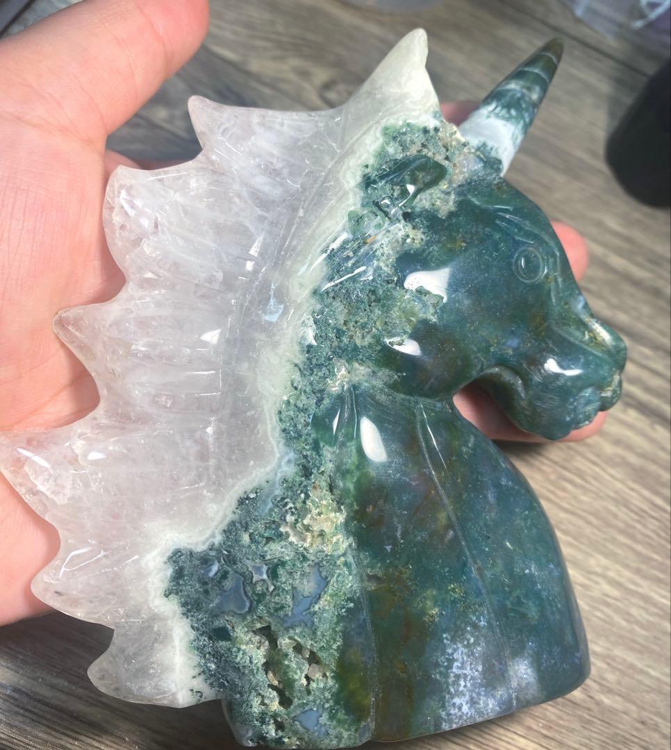 ユニコーン～純粋さと奇跡をもたらす聖なる守護存在～