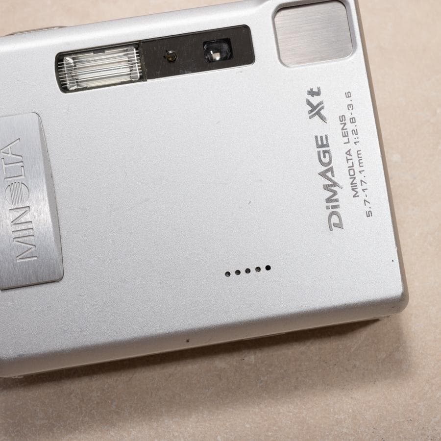 【スマホ転送OK】MINOLTA DIMAGE Xt シルバー 動作確認済み