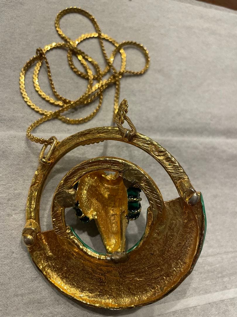 山羊座の幸運のメダル