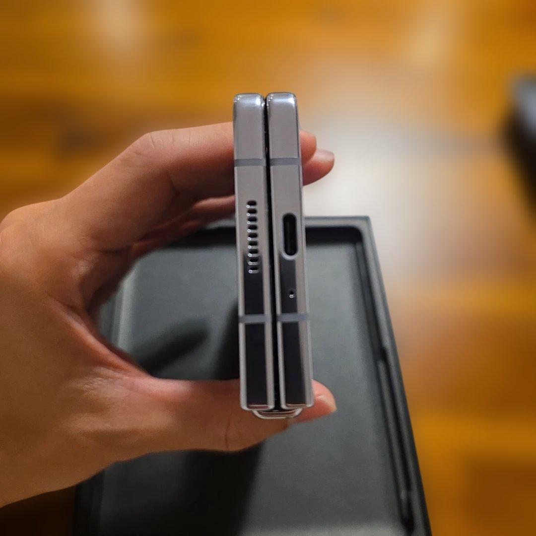 ニコ　Galaxy z fold 5 SC-55D 国内simフリー