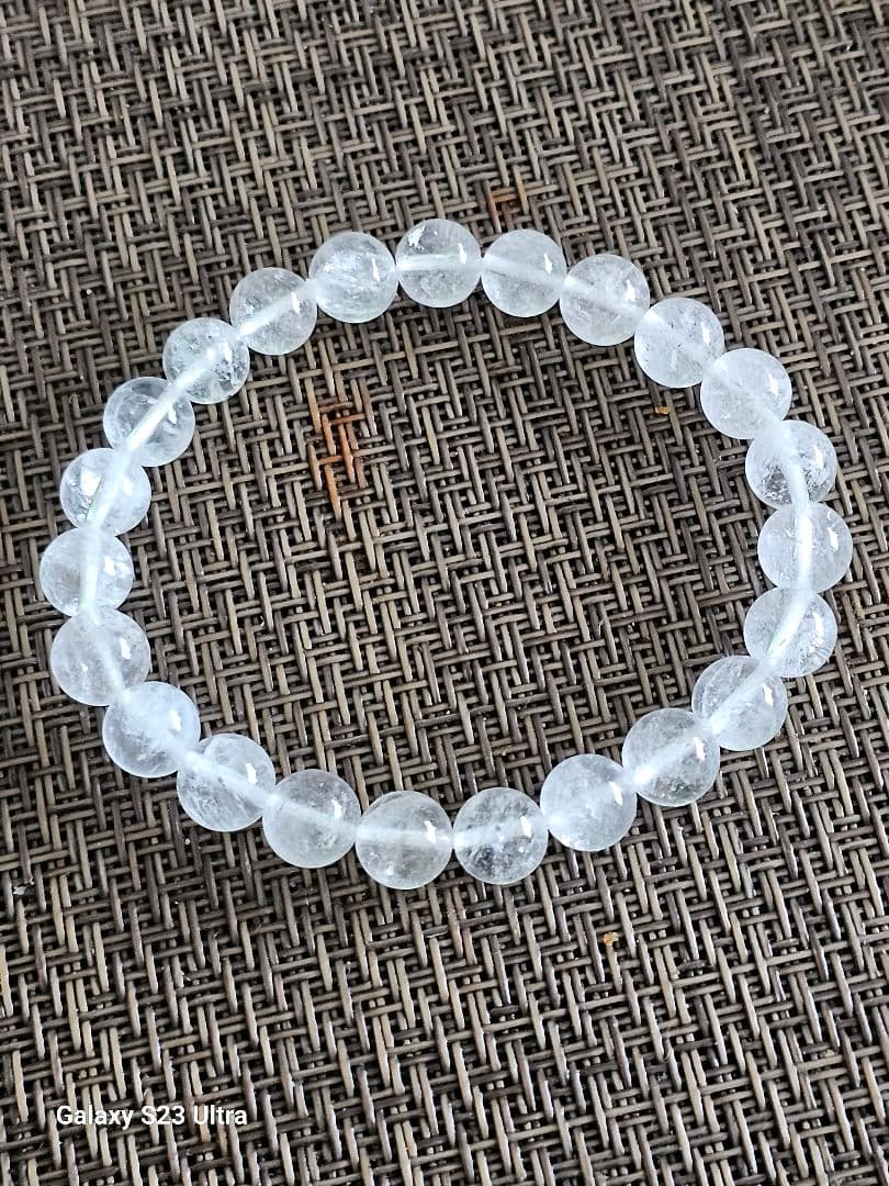 黒平産水晶８mm２３玉ブレスレツト