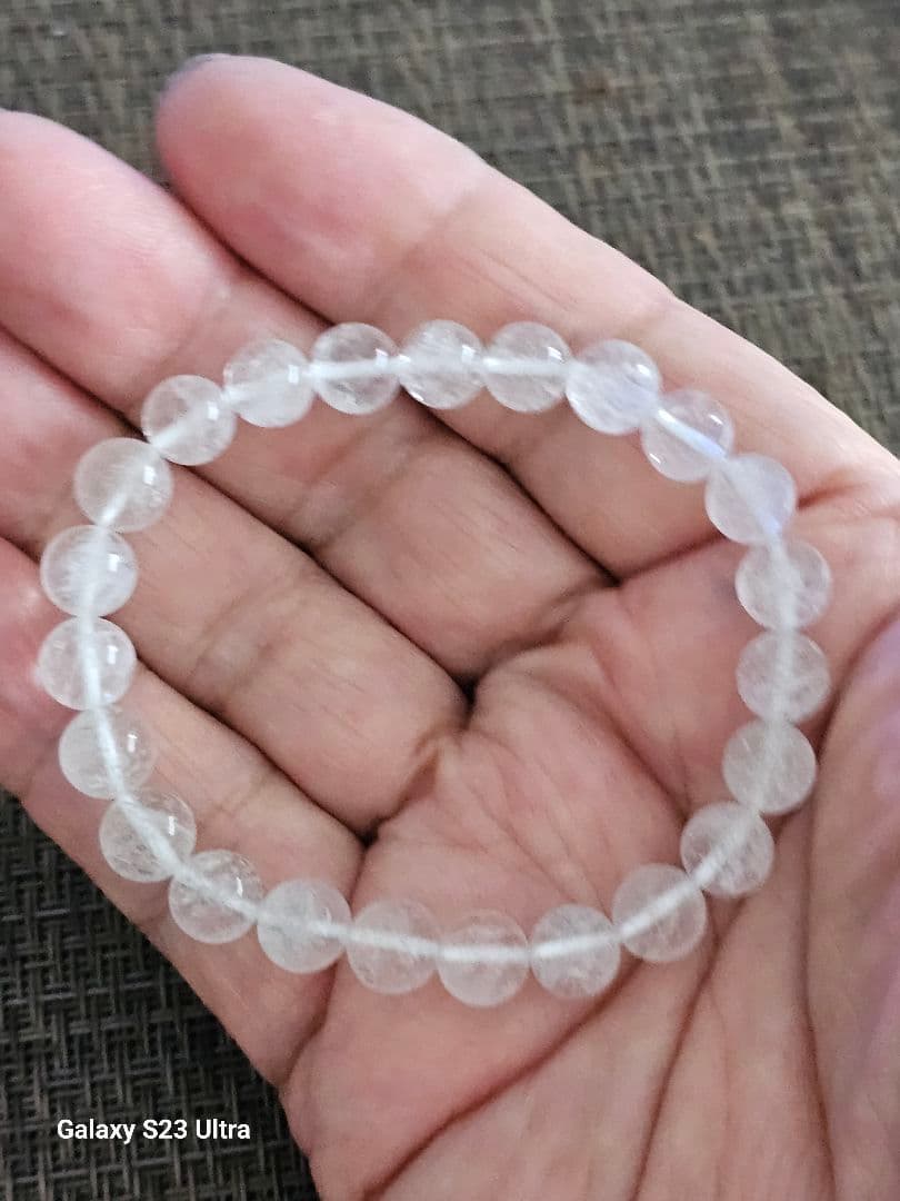 黒平産水晶８mm２３玉ブレスレツト