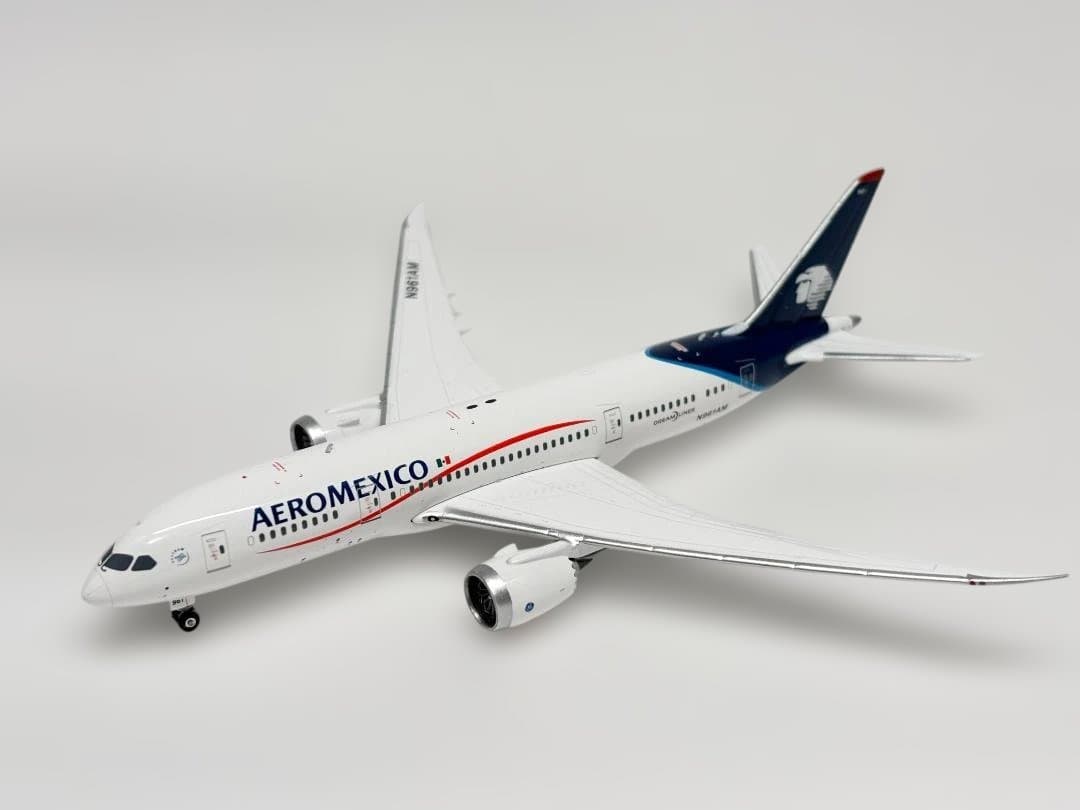 AEROMEXICO Boeing 787-8 1:400スケール