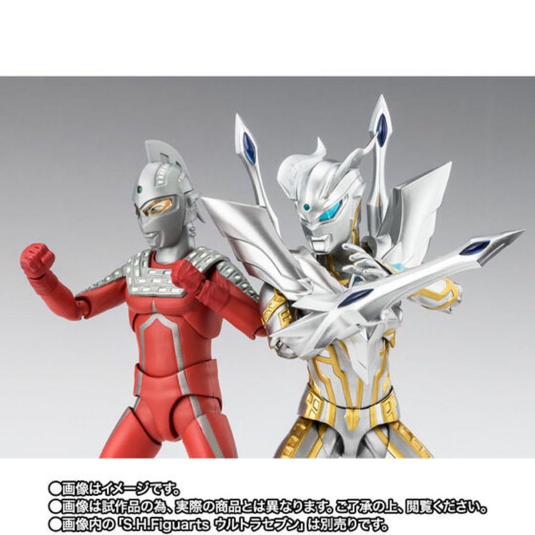 S.H.Figuarts ウルティメイトシャイニングウルトラマンゼロ（スターズ…