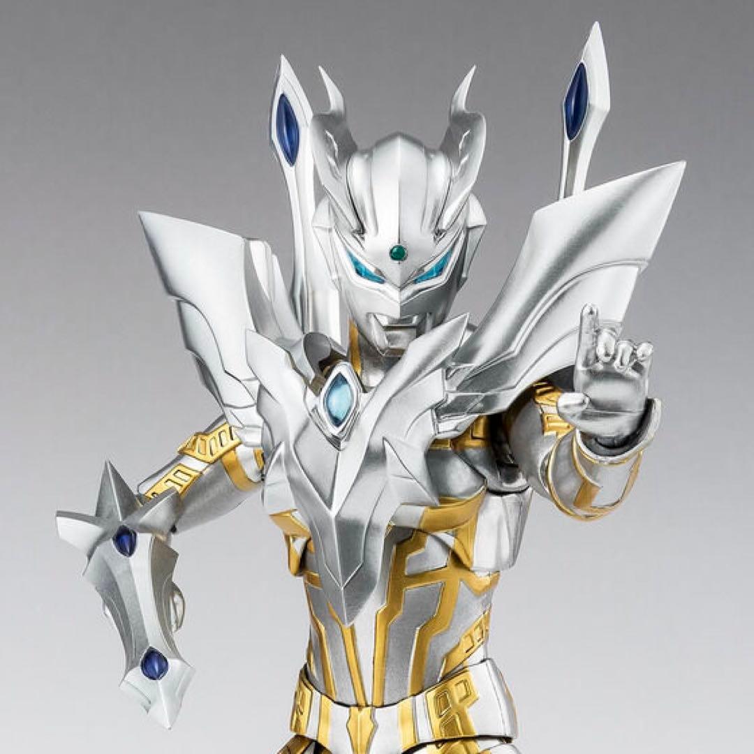 S.H.Figuarts ウルティメイトシャイニングウルトラマンゼロ（スターズ…