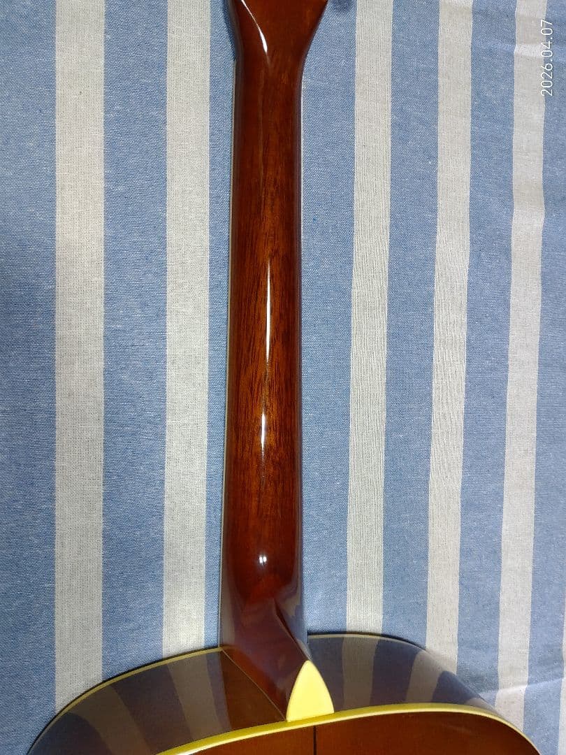 Staffordの初心者の方に最適なOOOサイズのアコギSF-250F美品です。