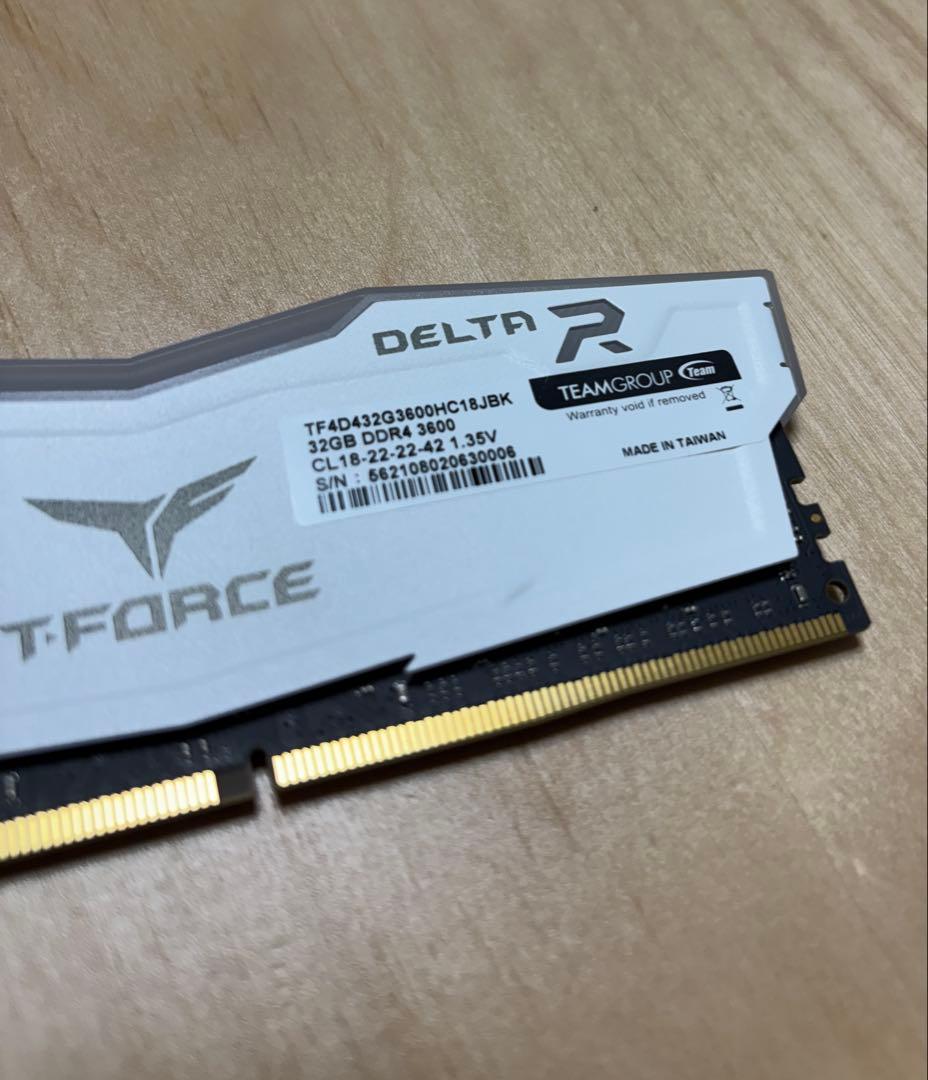 【2枚セット】T-FORCE DELTA R 32GB DDR4