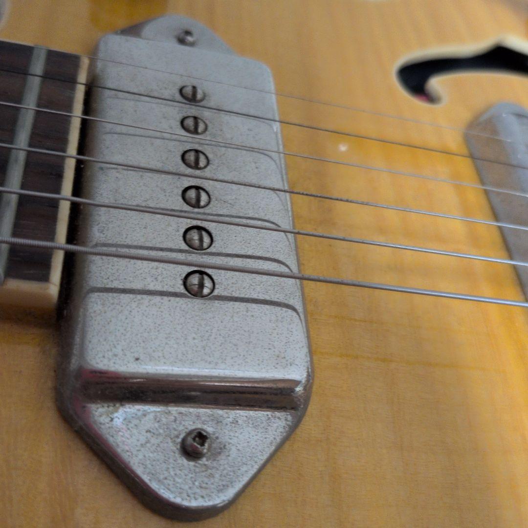 Epiphone wildcatセミホロウボディ ギター