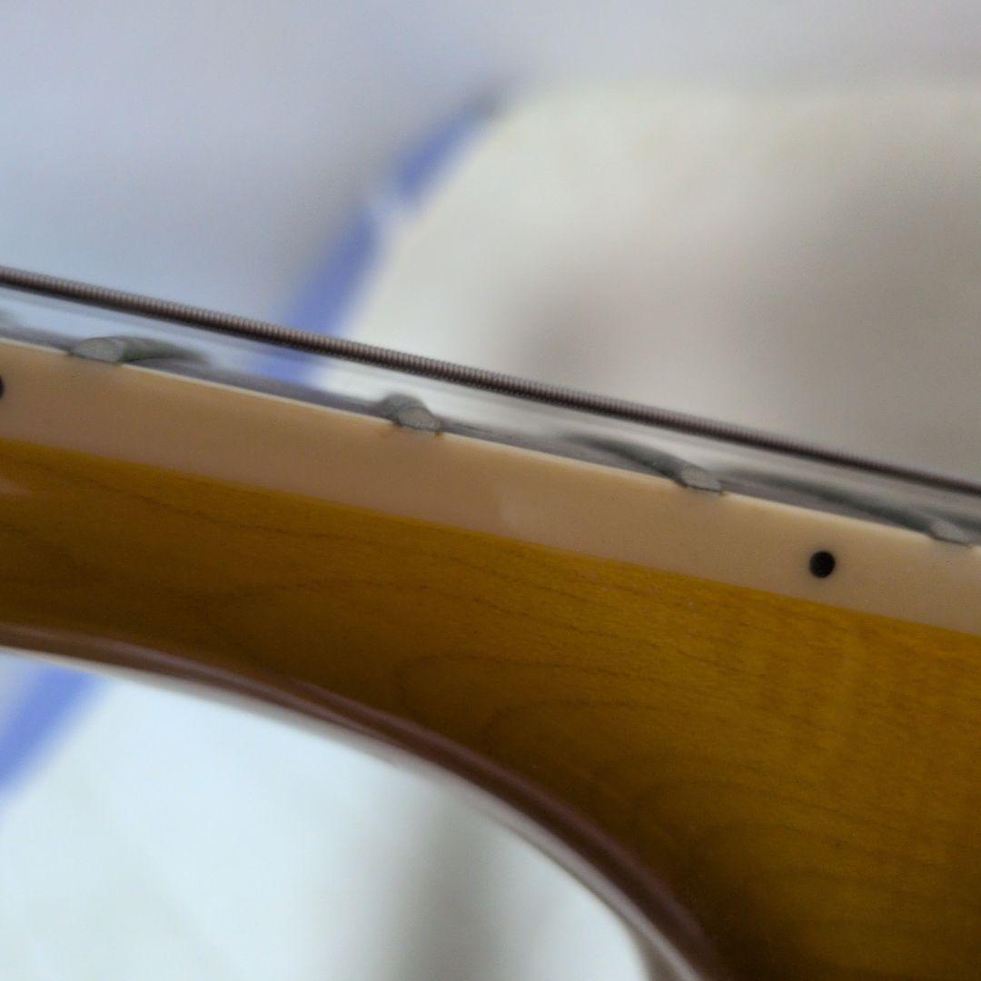 Epiphone wildcatセミホロウボディ ギター