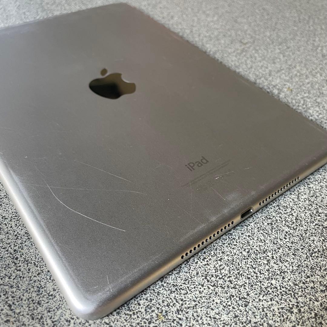 送無料F19 iPad Air 第2世代 スペースグレイ 16GB Wi-Fi