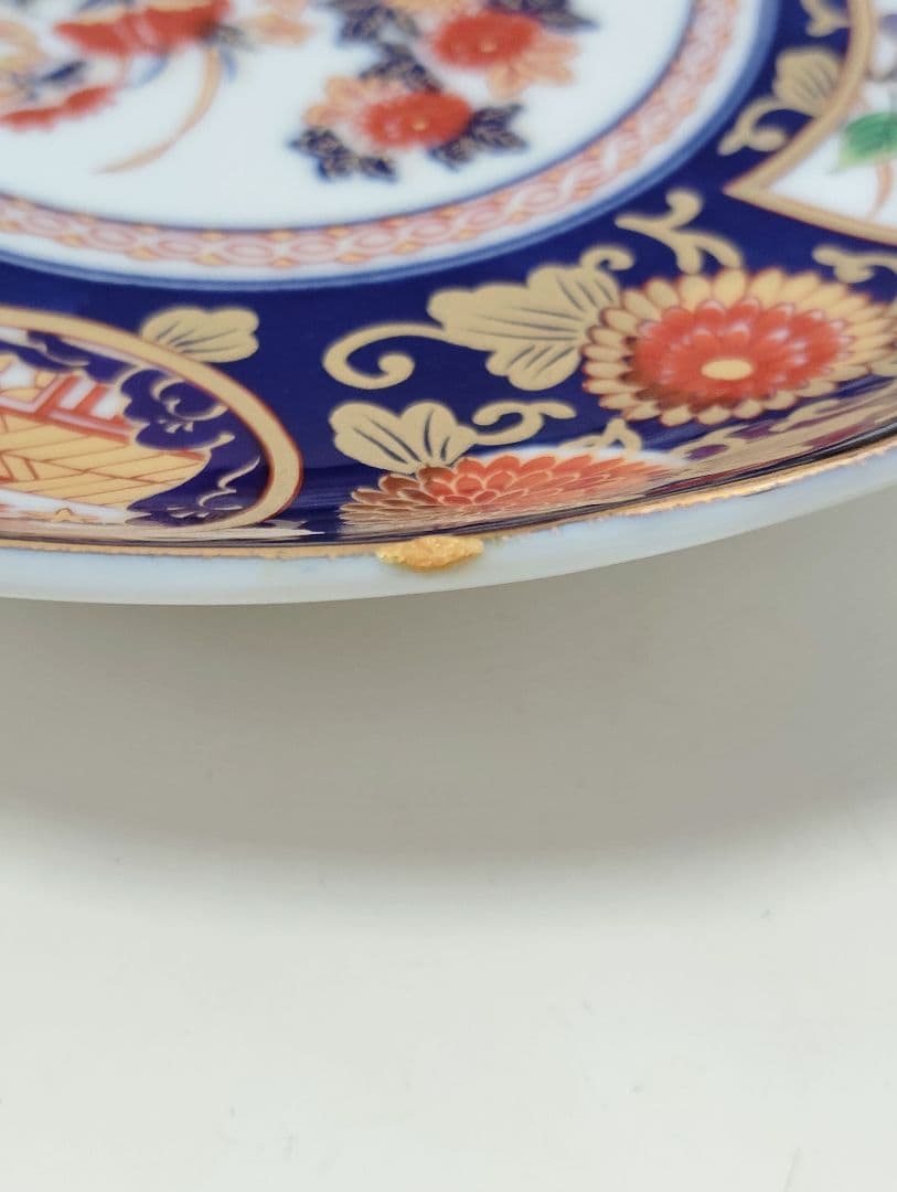 ◎専用　有田焼　永祥窯　金彩古伊万里花文様　輪花　和皿　4枚とおまけのお皿　1枚