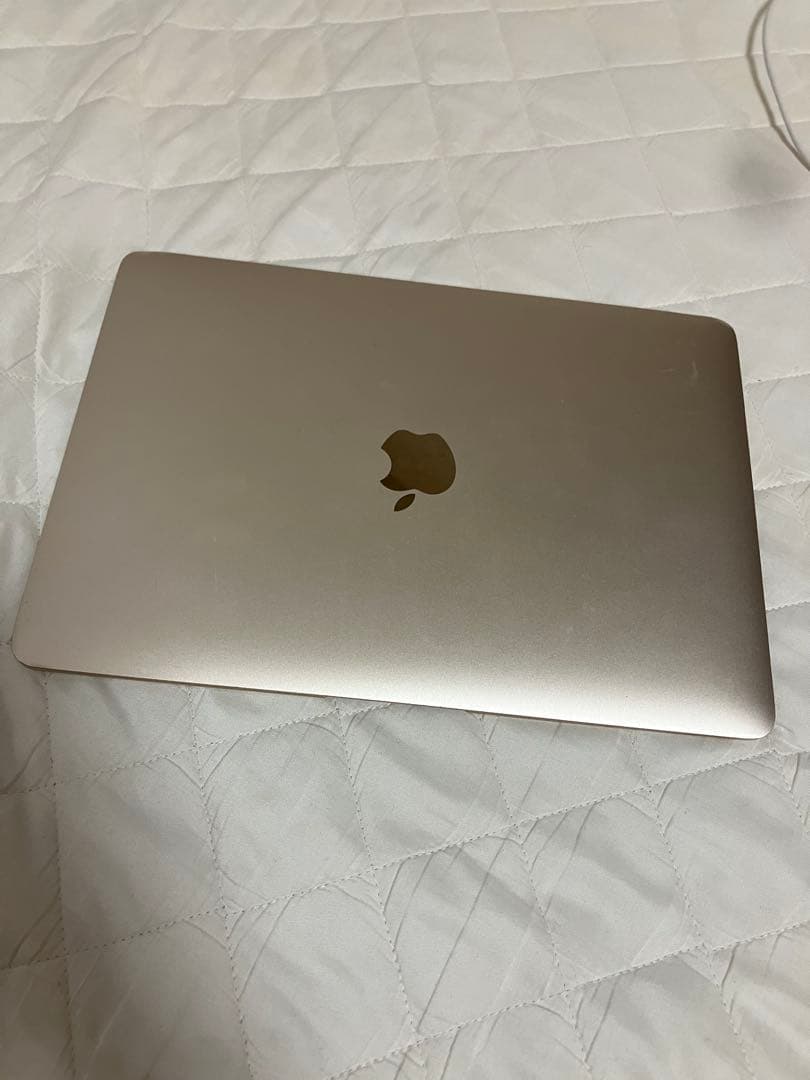 Apple MacBook (Retina 12-inch 2017)ゴールド