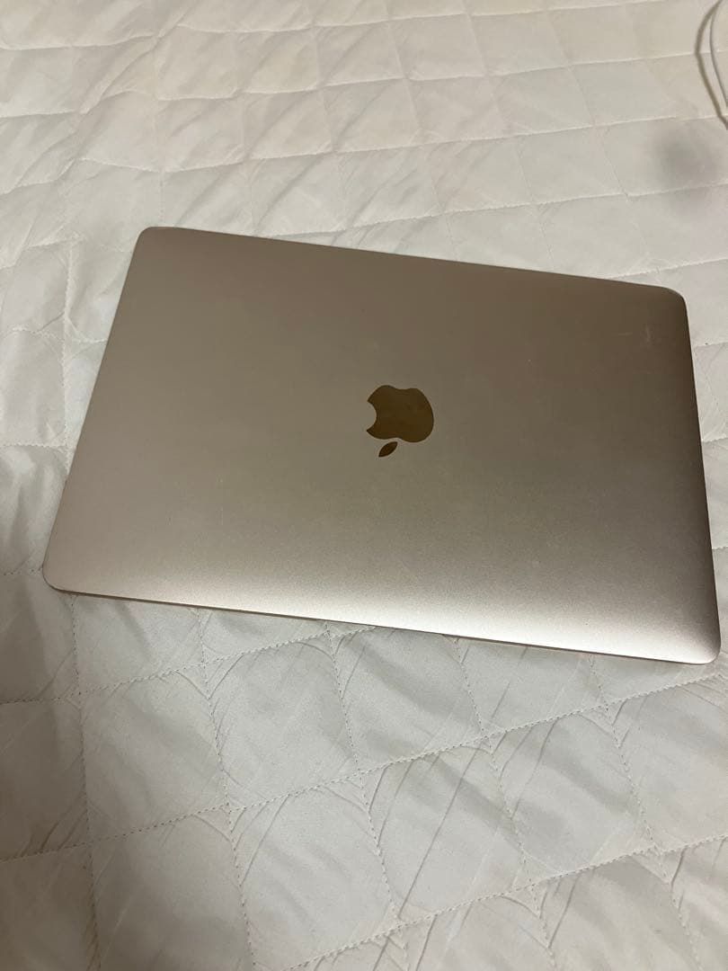 Apple MacBook (Retina 12-inch 2017)ゴールド