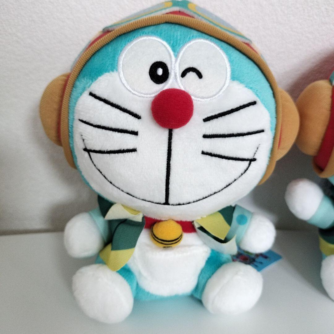 ドラえもん　ぬいぐるみ　ぽってりお手玉　メガジャンボぬいぐるみ