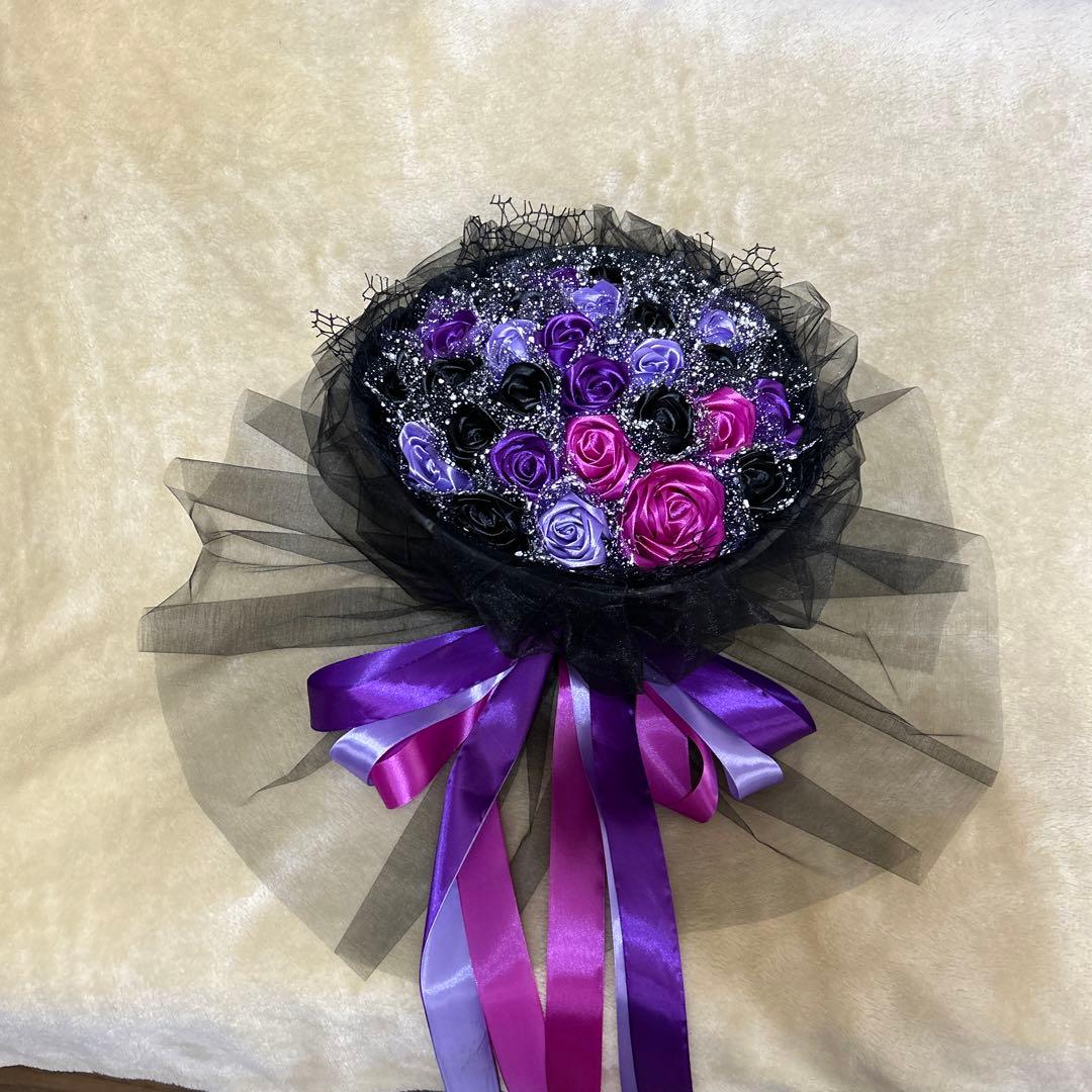 33本黒紫バラブーケ 1本大きいバラ付き❣️3層長いリボン❣️ミッキーシェイプ永生花