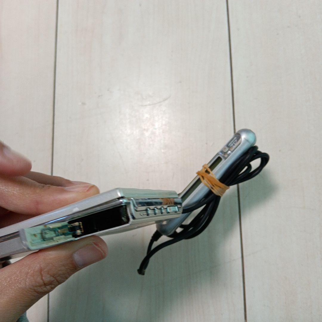 ポータブルプレーヤー 44.md ds77