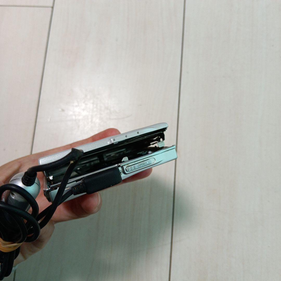 ポータブルプレーヤー 44.md ds77