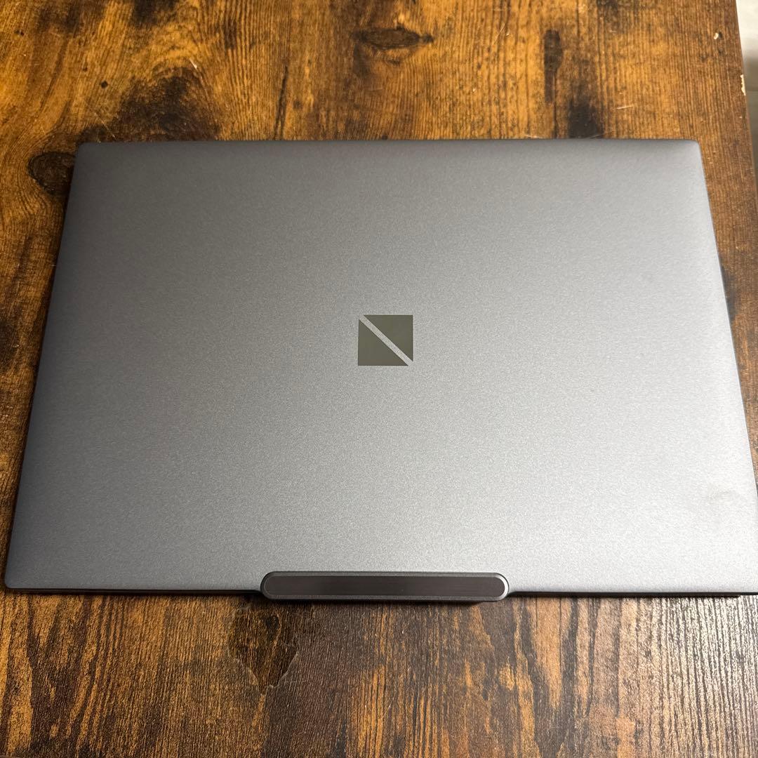 使用2回のみLAVIE NEXTREME AMD AI 7 PRO