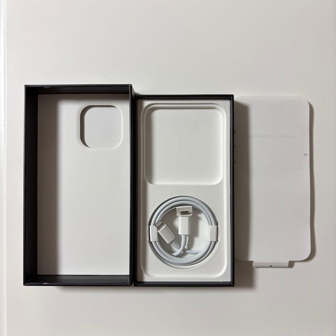 携帯電話本体 iPhone13pro 256GB