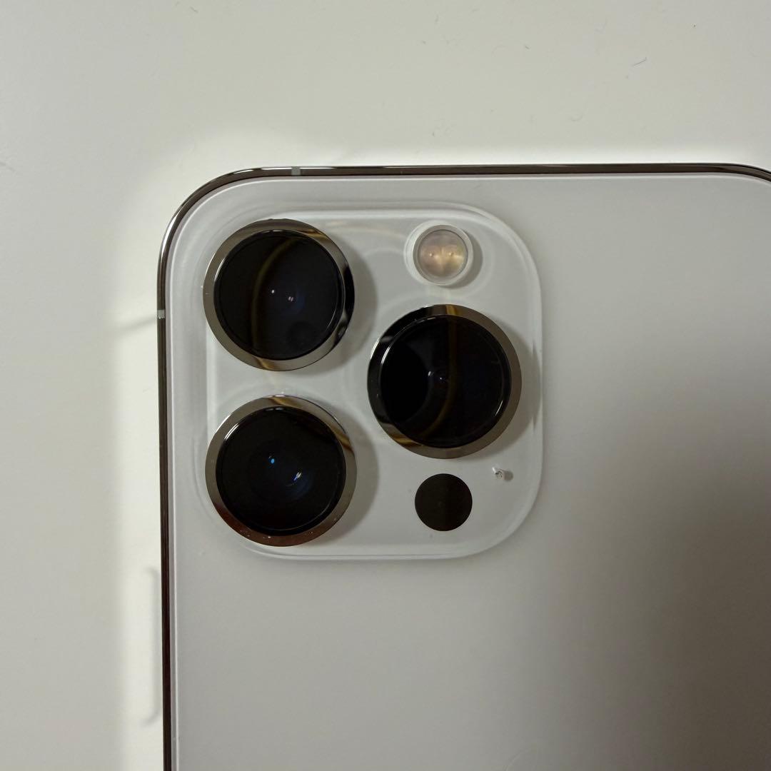 携帯電話本体 iPhone13pro 256GB