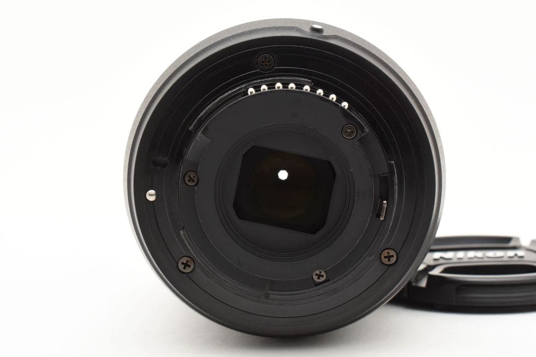 美品　Nikon AF-P 70-300mm 望遠ズームレンズ