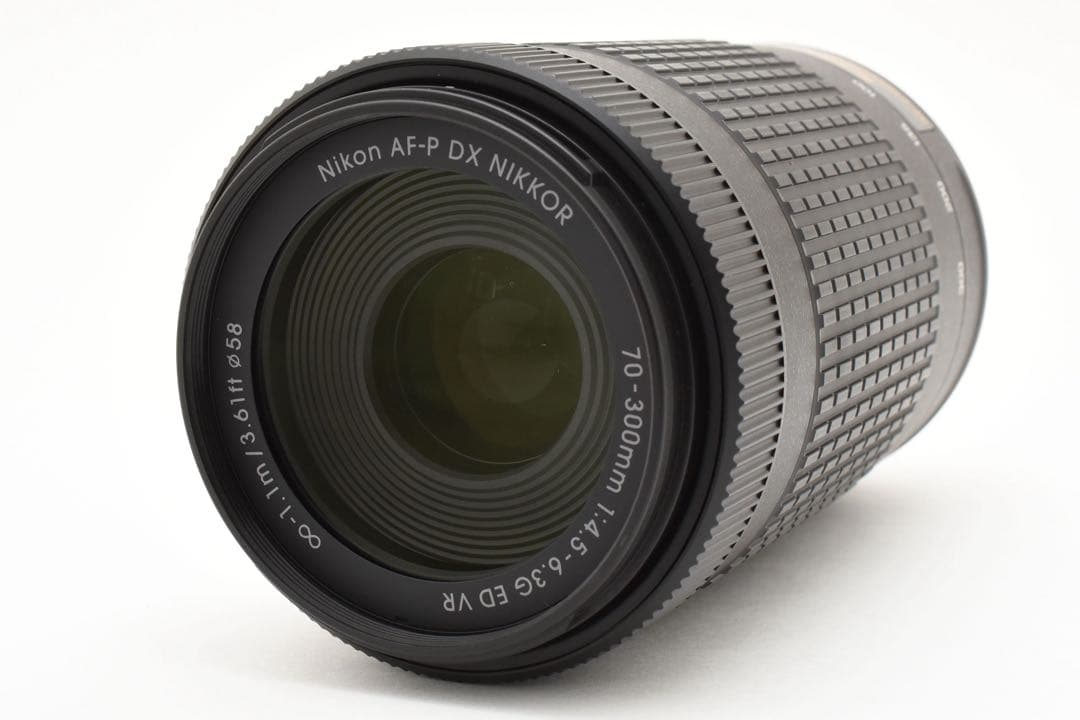 美品　Nikon AF-P 70-300mm 望遠ズームレンズ