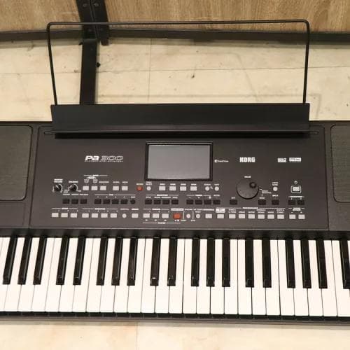 KORG PA300 61鍵電子ピアノ