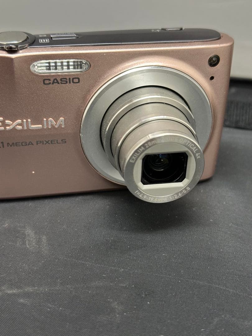 CASIO EXILIM コンパクトデジタルカメラ EX-Z300