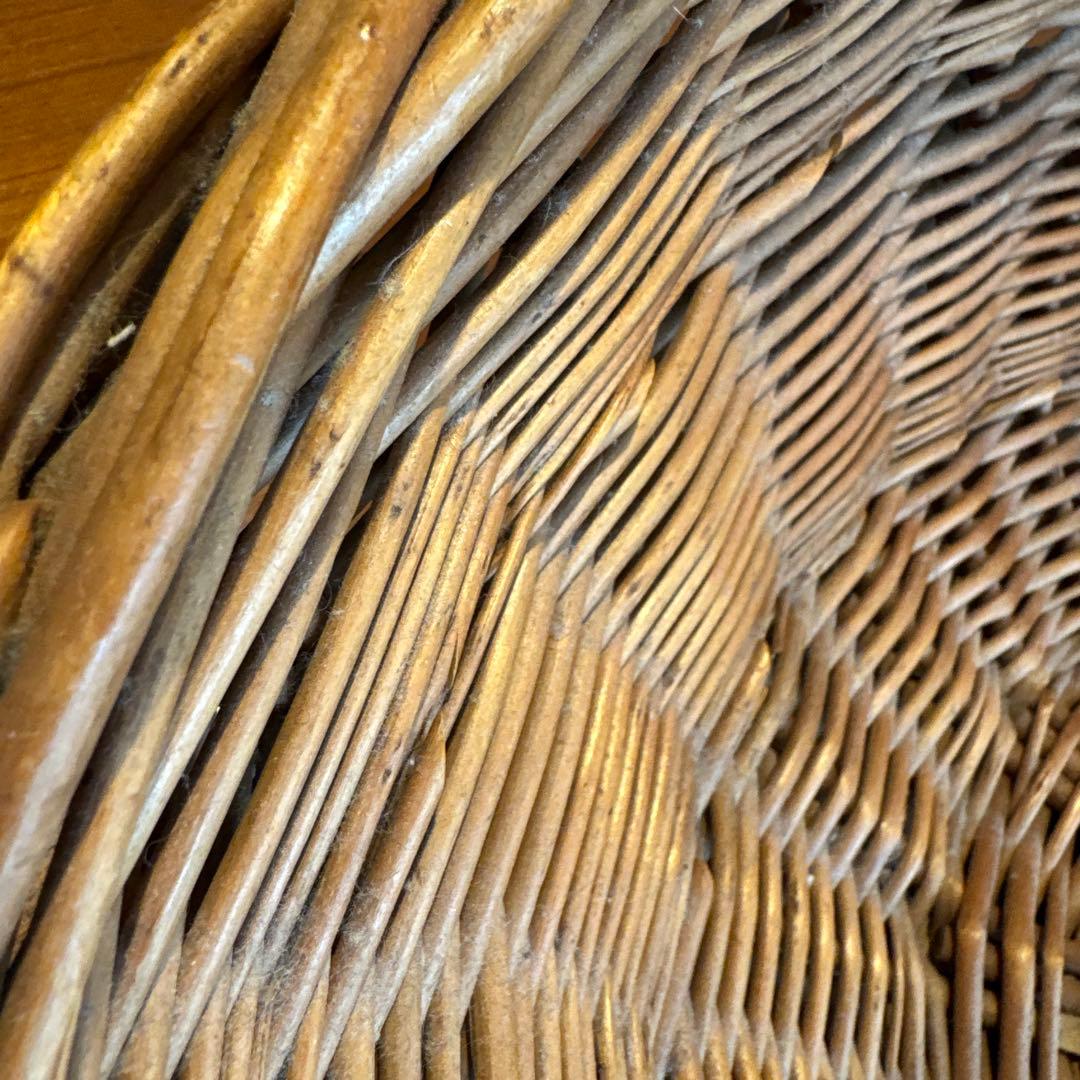 アンティークフランス手編みの籐製円形かご