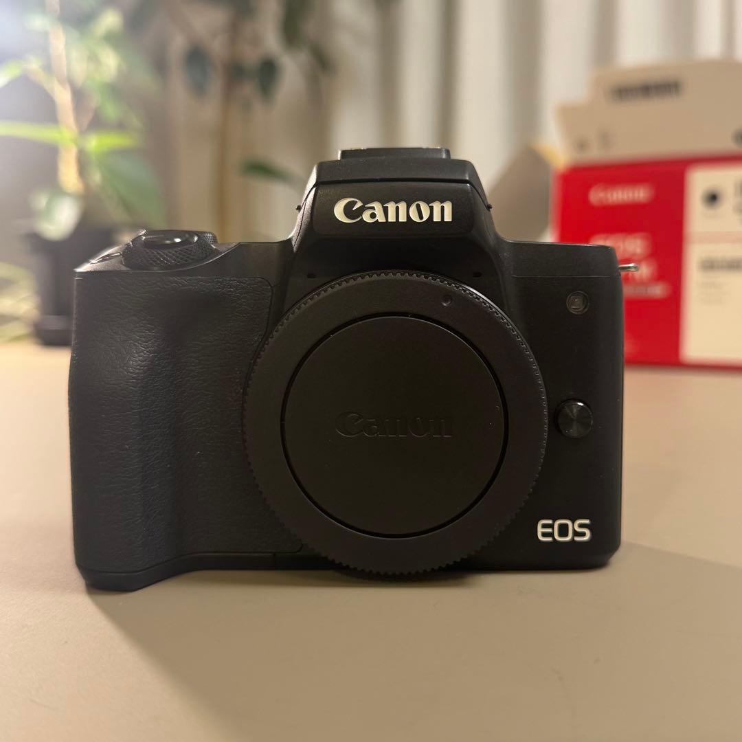 Canon EOS Kiss M ダブルレンズキット